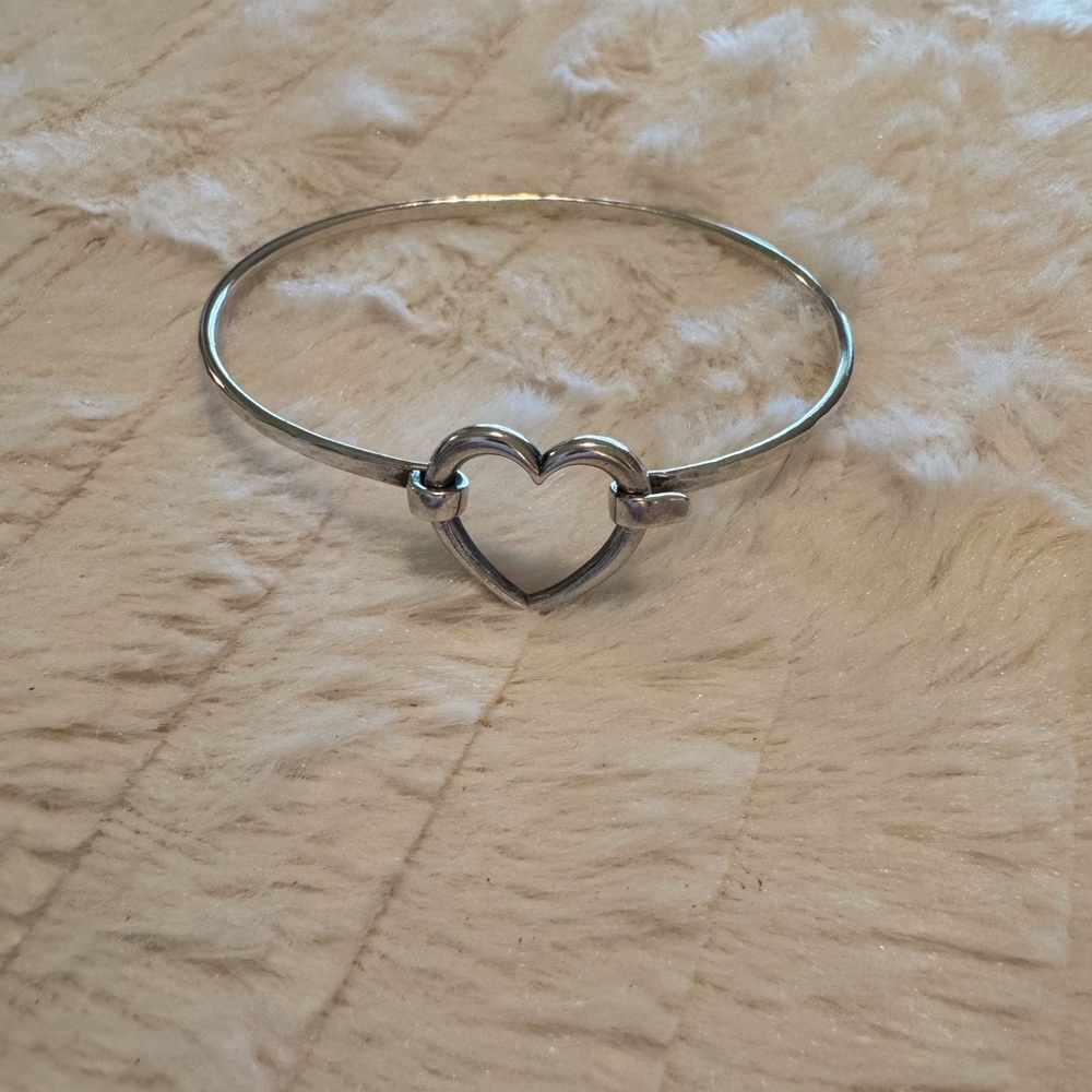 James Avery Retired Heart Bracelet